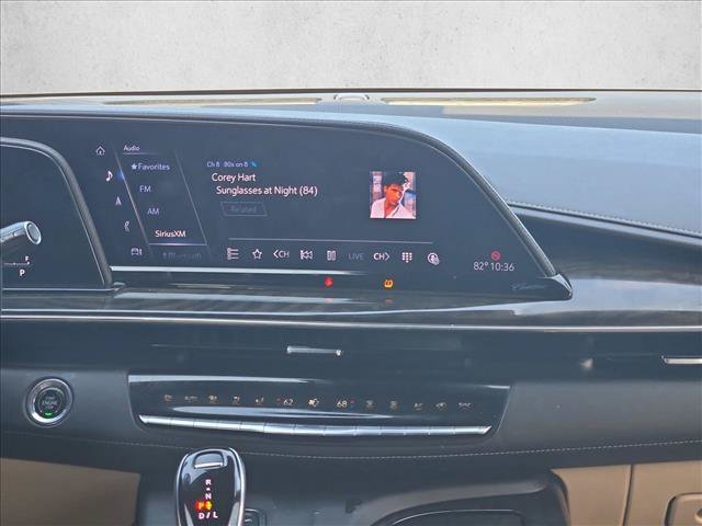 Used 2023 Cadillac Escalade Premium Luxury AWD/4WD image 9