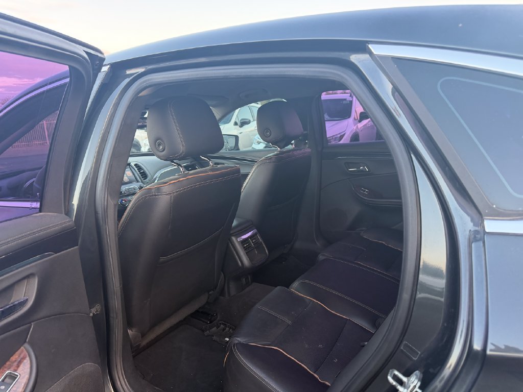 Used 2015 Chevrolet Impala LTZ FWD image 8