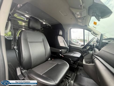 Used 2025 Ford Transit 150 Low Roof AWD w/ Load Area Protection Package image 31