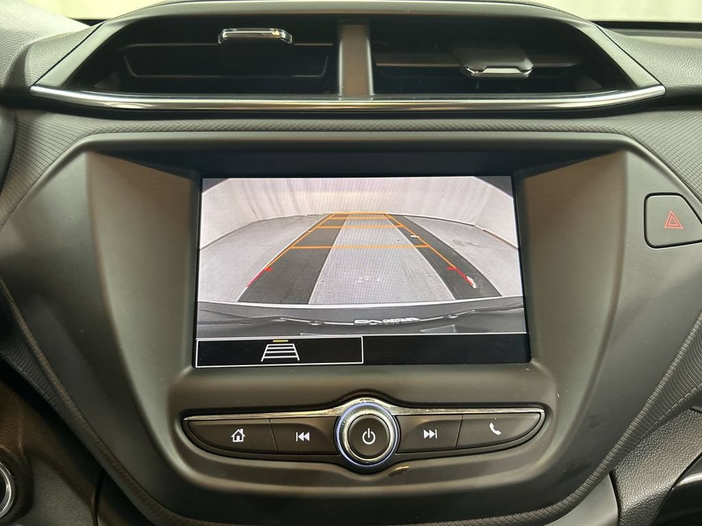 Certified 2022 Chevrolet TrailBlazer LT w/ Confidence II Package FWD image 15