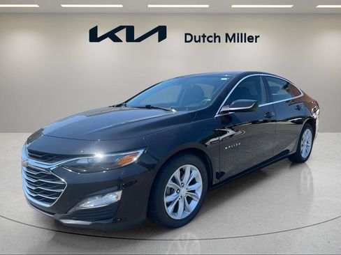 Used 2025 Chevrolet Malibu LT FWD image 1