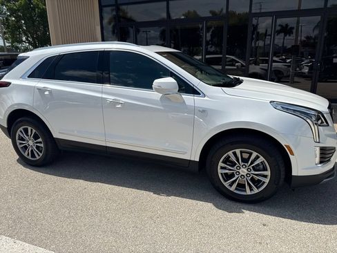 Used 2023 Cadillac XT5 Premium Luxury AWD/4WD image 17