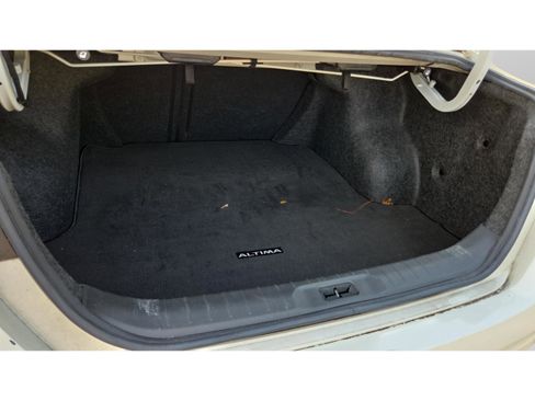 Used 2019 Nissan Altima 2.5 SR FWD image 14