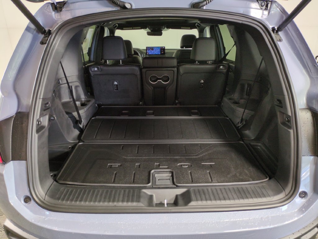 New 2026 Honda Pilot Black Edition image 26