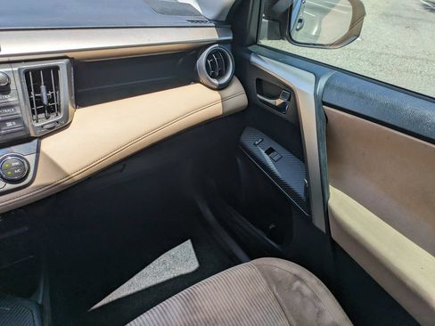 Used 2014 Toyota RAV4 XLE FWD image 16