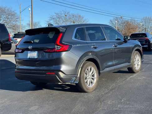 Used 2024 Honda CR-V EX image 3
