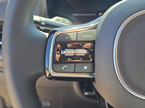 New 2026 Kia Carnival EX FWD image 30