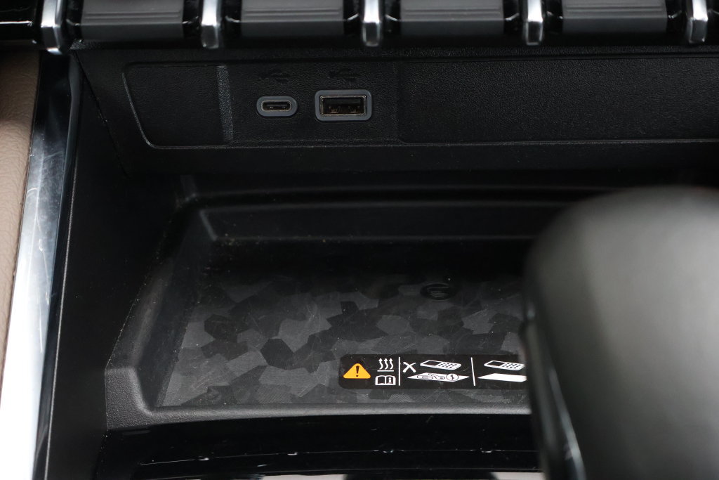Certified 2025 GMC Canyon Denali AWD/4WD image 26