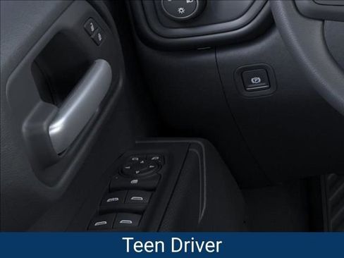 New 2026 Chevrolet Silverado 1500 Custom image 25