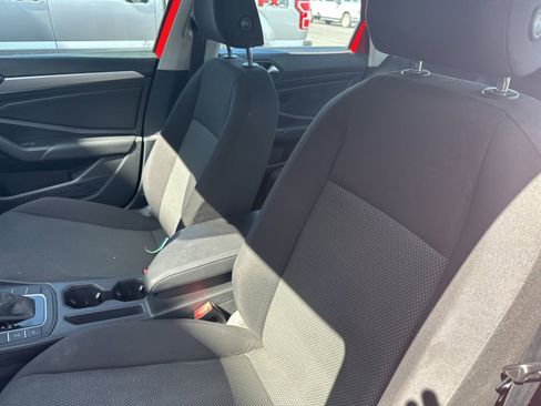 Used 2019 Volkswagen Jetta S w/ Driver Assistance Package FWD image 12