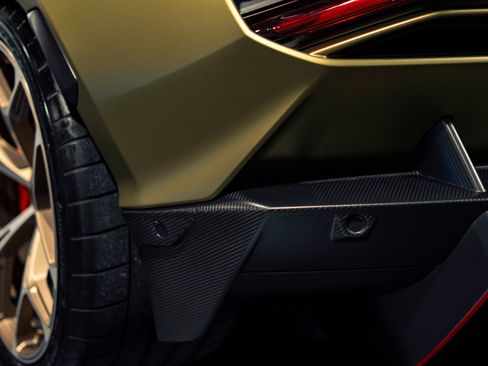 Used 2025 Lamborghini Revuelto AWD/4WD image 42