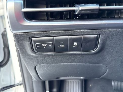 New 2026 Hyundai Santa Cruz SE FWD image 32