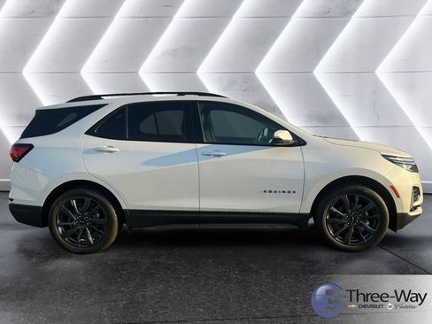 Certified 2023 Chevrolet Equinox RS image 6