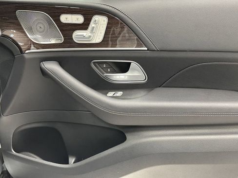 New 2026 Mercedes-Benz GLE 450 4MATIC image 17