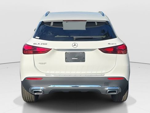Certified 2026 Mercedes-Benz GLA 250 4MATIC image 6