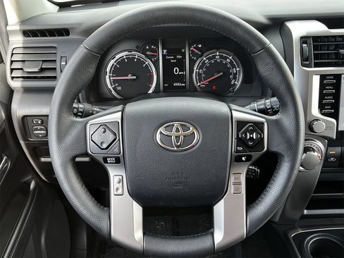 Used 2024 Toyota 4Runner TRD Sport image 11