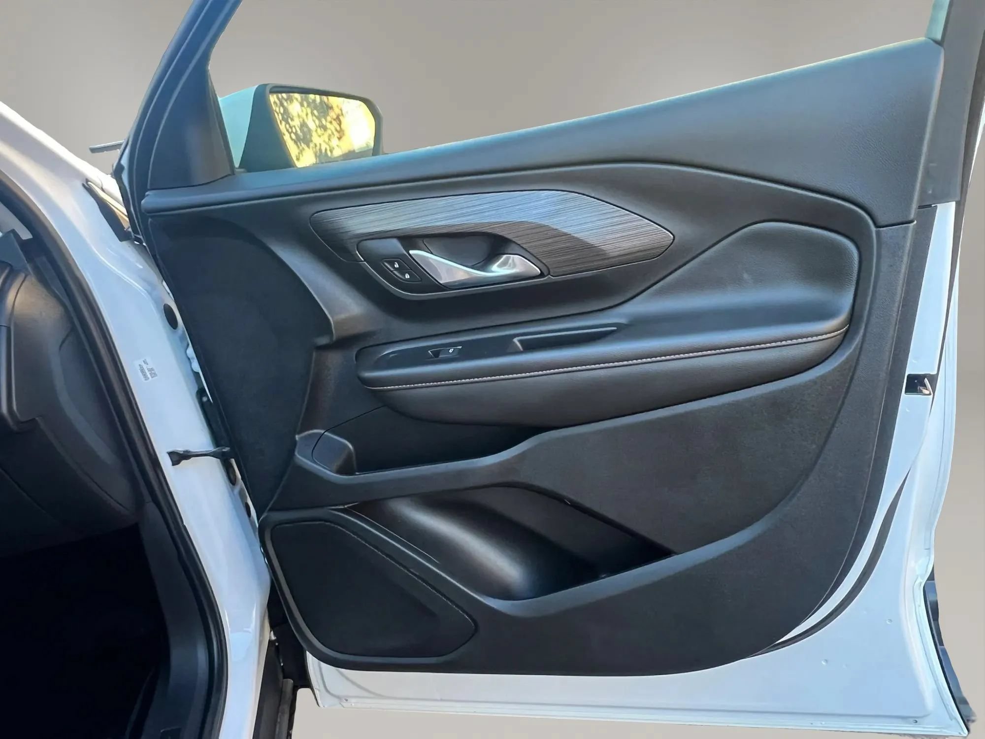 Used 2020 GMC Terrain SLT FWD image 29