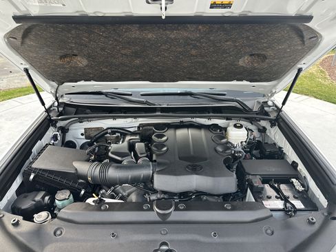 Used 2024 Toyota 4Runner Limited image 34