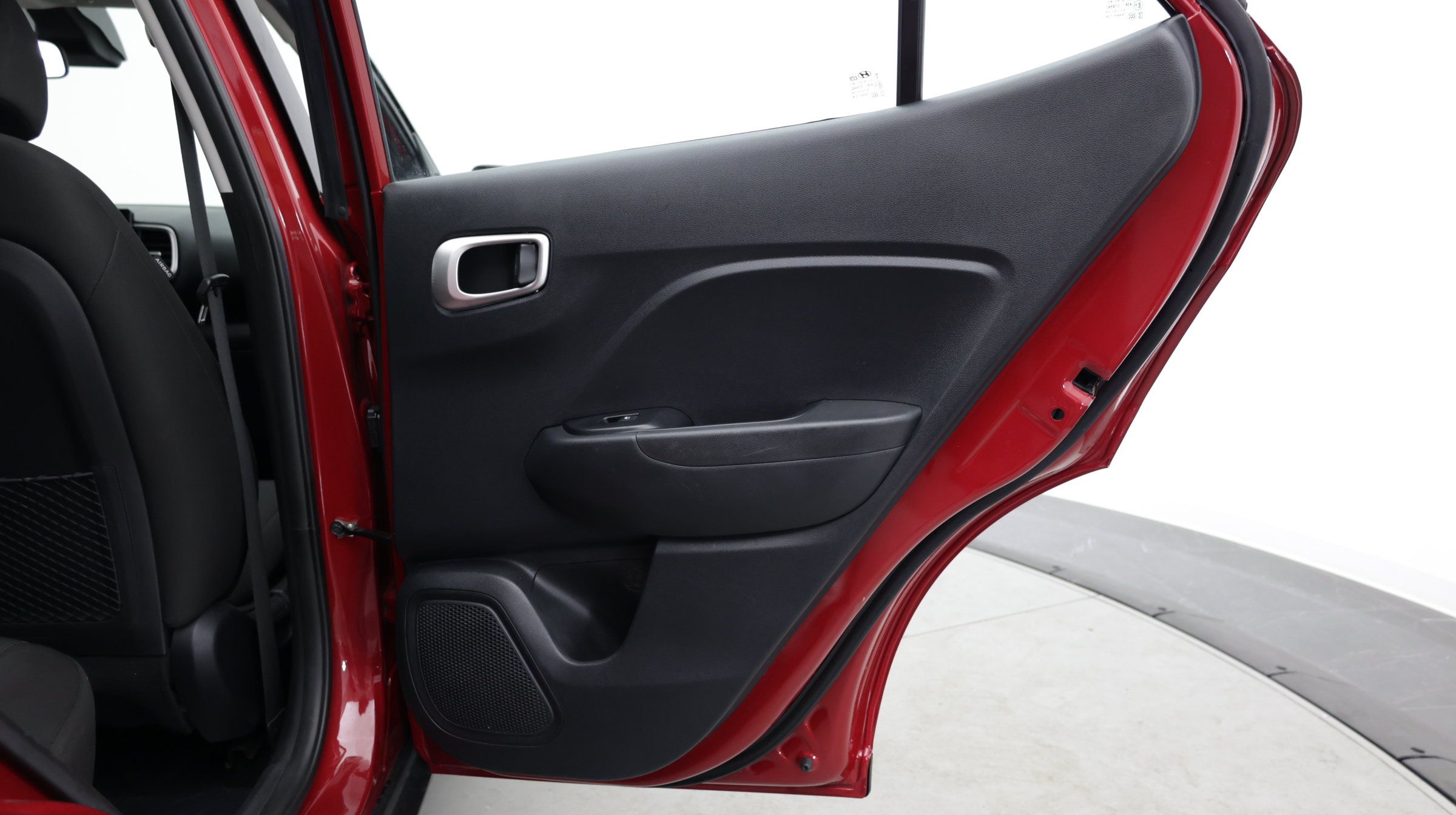 Used 2023 Hyundai Venue SE FWD image 29