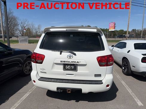 Used 2008 Toyota Sequoia SR5 image 7