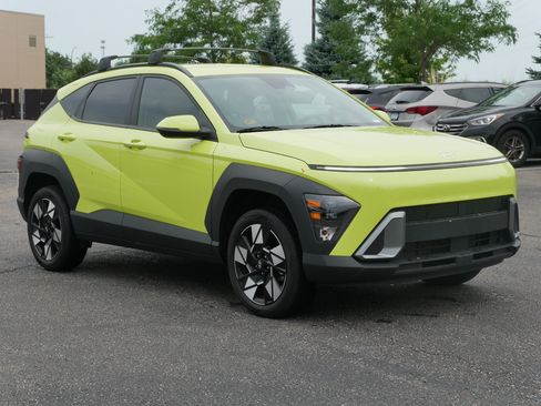 Certified 2024 Hyundai Kona SEL w/ Convenience Package AWD/4WD image 1