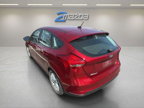 Used 2014 Ford Focus SE w/ SE Sport Package image 6