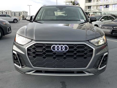 Used 2023 Audi Q5 2.0T Prestige w/ Prestige Package image 9
