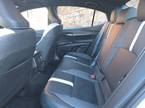 Used 2025 Toyota Camry SE FWD image 13