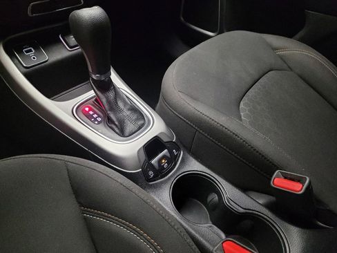 Used 2018 Jeep Compass Sport image 26