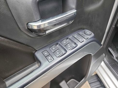 Used 2017 Chevrolet Silverado 2500 LT AWD/4WD image 19
