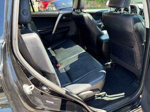 Used 2013 Toyota RAV4 Limited AWD/4WD image 22