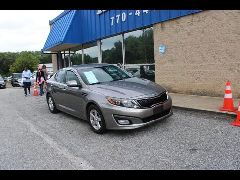 Used 2015 Kia Optima LX image 1