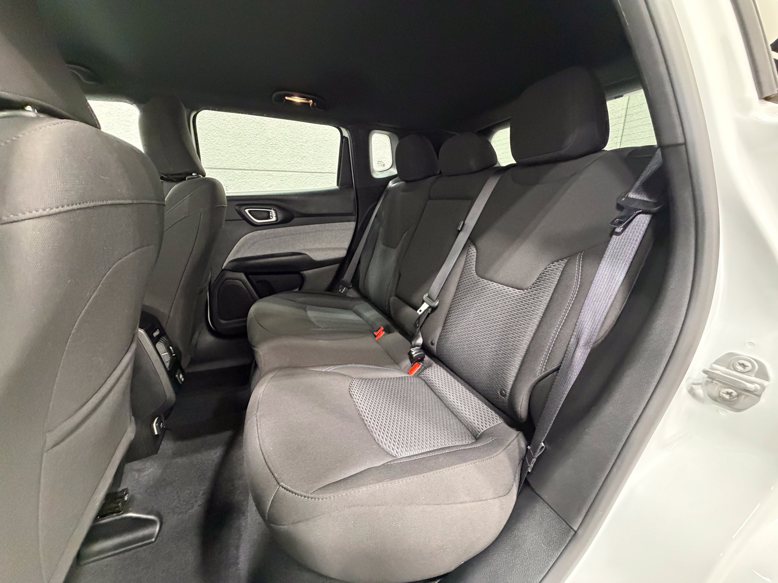 Used 2025 Jeep Compass Sport AWD/4WD image 22