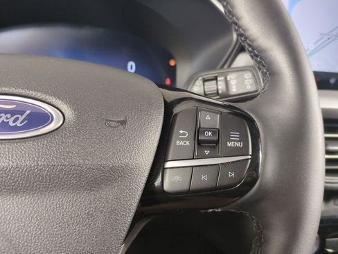 Used 2023 Ford Escape Platinum w/ Premium Technology Package image 32