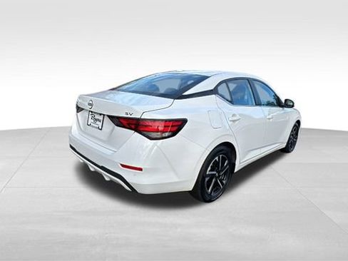 Used 2024 Nissan Sentra SV image 34