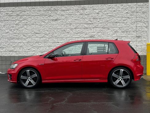 Used 2016 Volkswagen Golf R 4-Door image 25