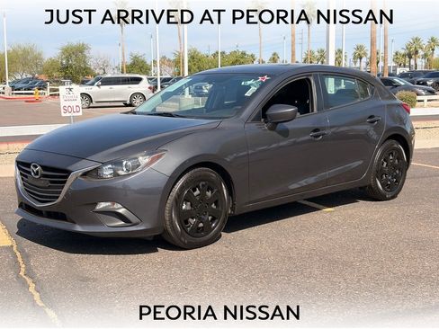 Used 2016 MAZDA MAZDA3 i Sport FWD image 1