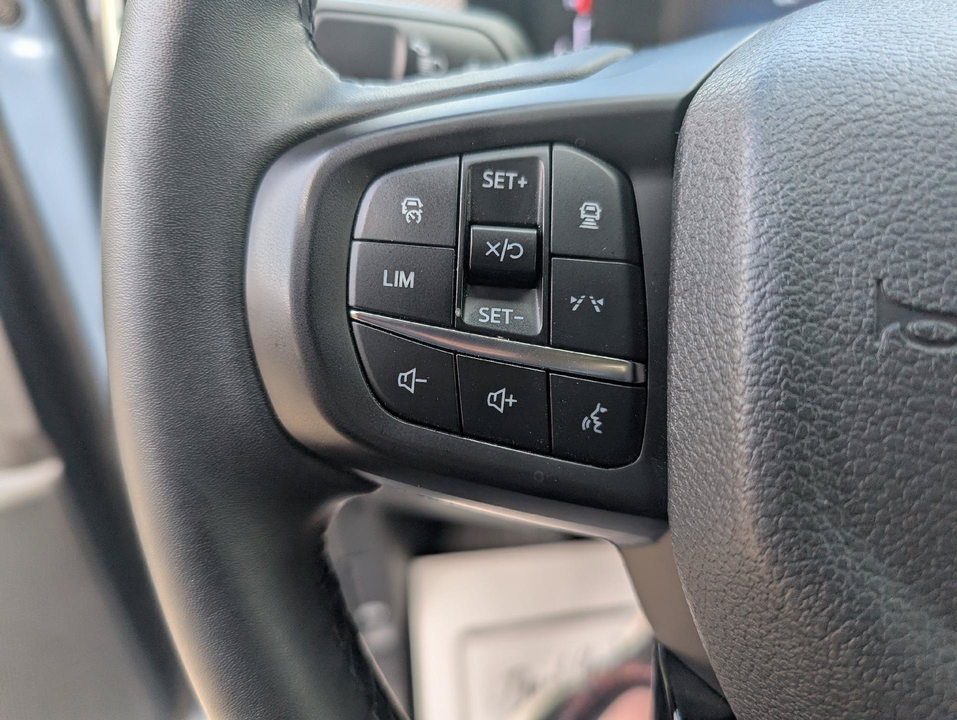 Used 2025 Ford Ranger XLT w/ Technology Package AWD/4WD image 24