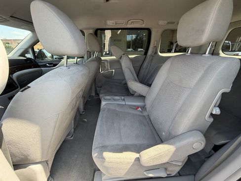 Used 2015 Nissan Quest S FWD image 16