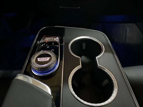 Used 2025 Cadillac Lyriq Luxury RWD image 52