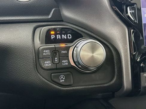 Used 2026 RAM 1500 Laramie AWD/4WD image 17