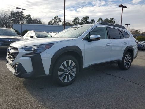 Certified 2024 Subaru Outback Touring XT image 3