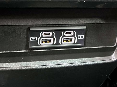 Used 2023 Jeep Grand Cherokee Laredo AWD/4WD image 14