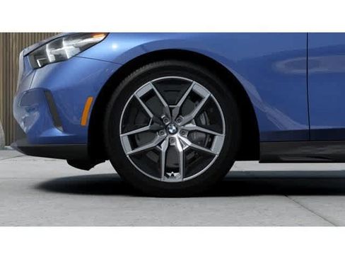 New 2027 BMW 540i xDrive w/ Executive Package AWD/4WD image 7