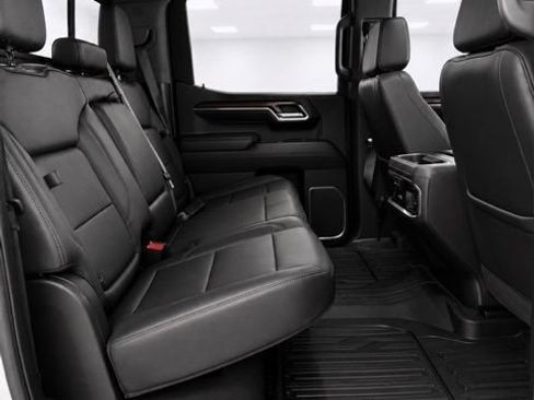 Used 2024 GMC Sierra 1500 SLT w/ SLT Premium Package AWD/4WD image 17