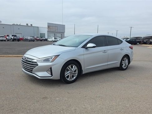 Used 2019 Hyundai Elantra SEL w/ Cargo Package image 2