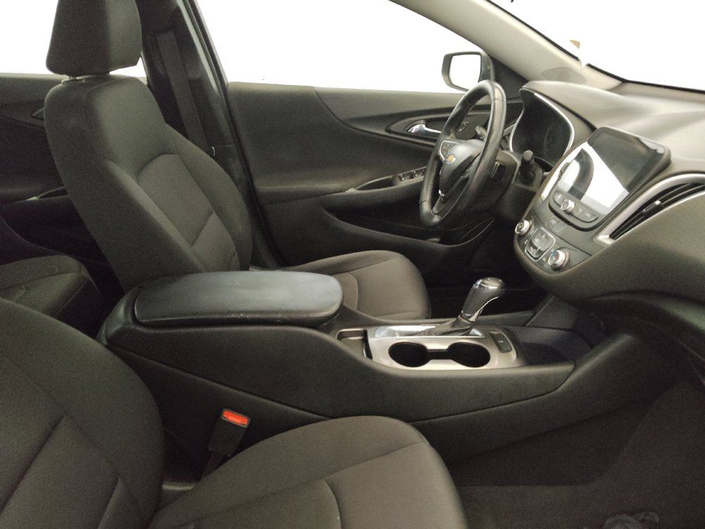 Used 2020 Chevrolet Malibu RS FWD image 21