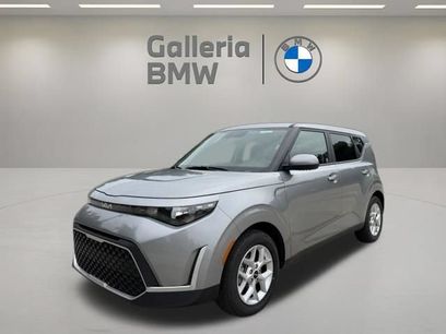 Used 2025 Kia Soul LX w/ LX Technology Package