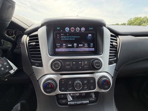 Used 2018 GMC Yukon XL SLE w/ SLE Value Package AWD/4WD image 18