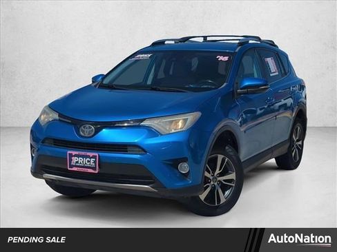 Used 2016 Toyota RAV4 XLE w/ Convenience Package image 1